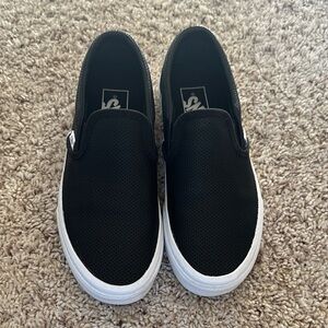 Vans Off The Wall Women’s Perforated Black and White Slip-On Sneakers size 6